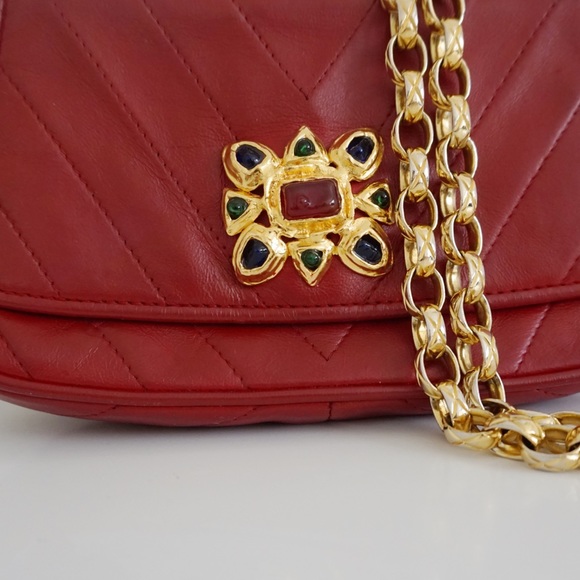 Vintage Chevron Lambskin Gripoix Mini - Picture 1 of 7